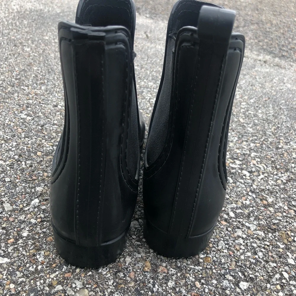 Jeffrey Campbell Black Ankle Rain Boots. Size 9.